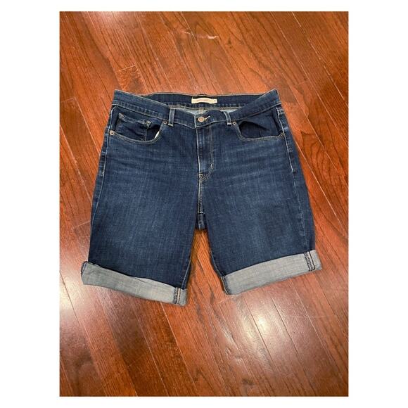 Levi’s Bernuda Shorts Midrise - Picture 5 of 10